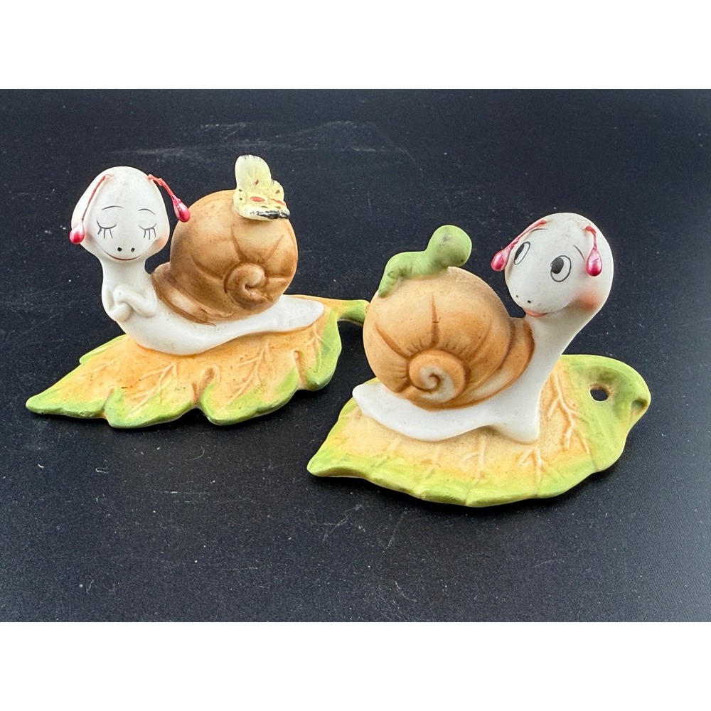 Vintage Homco Porcelain Snail Figurines Set of 2 Leaf Butterfly Worm 8902 Taiwan